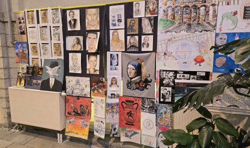 Kunst im Schulhaus einer Schule in Tallinn